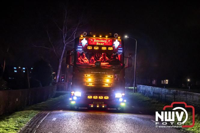 Lichtjestour Elburg in Doornspijk voortijdig gestaakt na ongeval in Nunspeet. - &copy; NWVFoto.nl