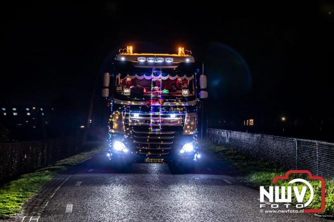 Lichtjestour Elburg in Doornspijk voortijdig gestaakt na ongeval in Nunspeet. - &copy; NWVFoto.nl