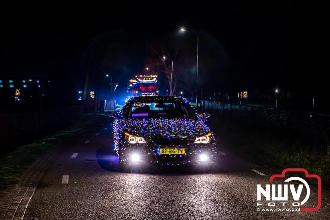 Lichtjestour Elburg in Doornspijk voortijdig gestaakt na ongeval in Nunspeet. - &copy; NWVFoto.nl