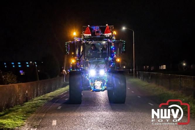 Lichtjestour Elburg in Doornspijk voortijdig gestaakt na ongeval in Nunspeet. - &copy; NWVFoto.nl