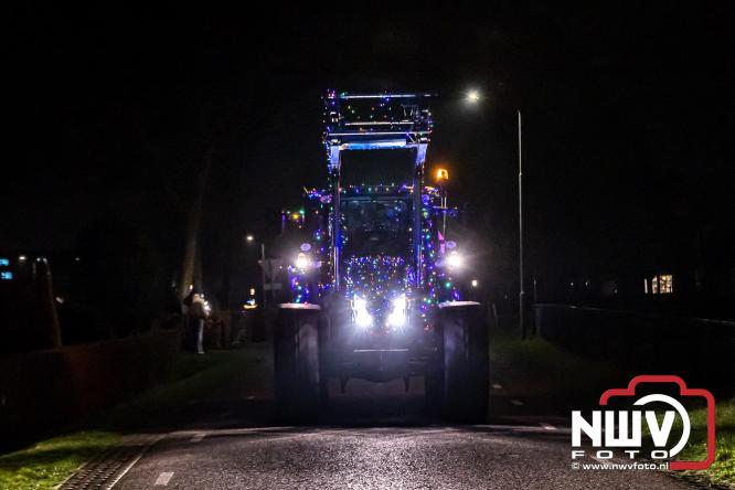 Lichtjestour Elburg in Doornspijk voortijdig gestaakt na ongeval in Nunspeet. - &copy; NWVFoto.nl