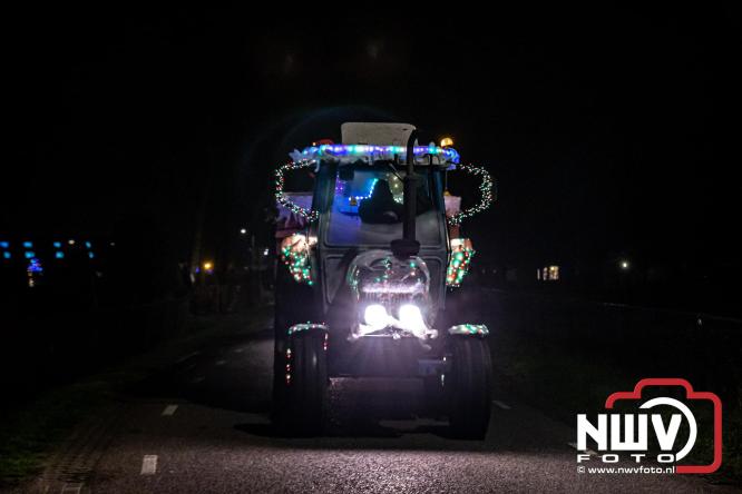 Lichtjestour Elburg in Doornspijk voortijdig gestaakt na ongeval in Nunspeet. - &copy; NWVFoto.nl