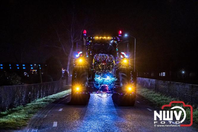 Lichtjestour Elburg in Doornspijk voortijdig gestaakt na ongeval in Nunspeet. - &copy; NWVFoto.nl