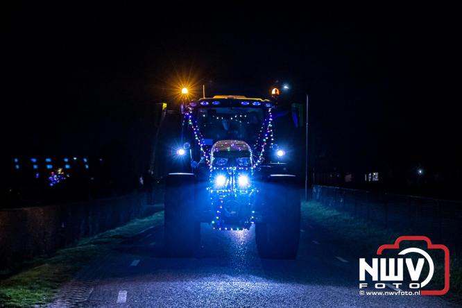 Lichtjestour Elburg in Doornspijk voortijdig gestaakt na ongeval in Nunspeet. - &copy; NWVFoto.nl