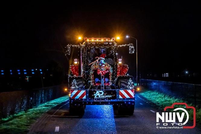 Lichtjestour Elburg in Doornspijk voortijdig gestaakt na ongeval in Nunspeet. - &copy; NWVFoto.nl