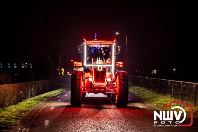 Lichtjestour Elburg in Doornspijk voortijdig gestaakt na ongeval in Nunspeet. - &copy; NWVFoto.nl