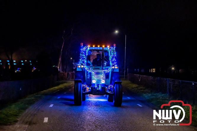 Lichtjestour Elburg in Doornspijk voortijdig gestaakt na ongeval in Nunspeet. - &copy; NWVFoto.nl