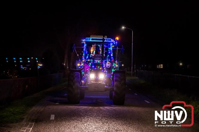 Lichtjestour Elburg in Doornspijk voortijdig gestaakt na ongeval in Nunspeet. - &copy; NWVFoto.nl