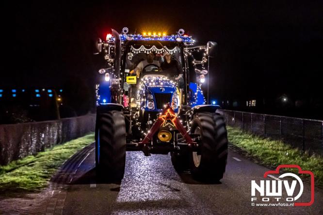 Lichtjestour Elburg in Doornspijk voortijdig gestaakt na ongeval in Nunspeet. - &copy; NWVFoto.nl