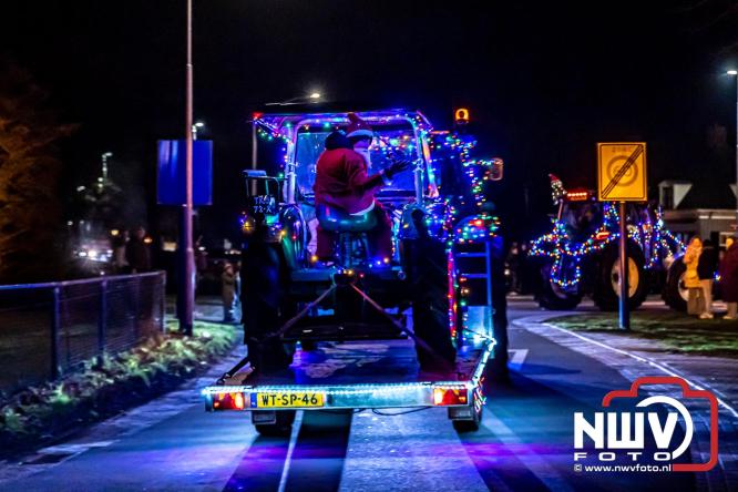 Lichtjestour Elburg in Doornspijk voortijdig gestaakt na ongeval in Nunspeet. - &copy; NWVFoto.nl