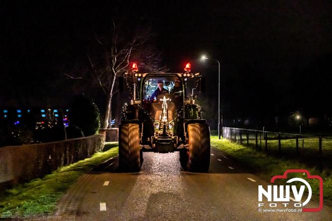 Lichtjestour Elburg in Doornspijk voortijdig gestaakt na ongeval in Nunspeet. - &copy; NWVFoto.nl