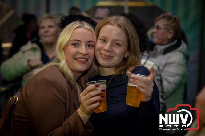  Karbiretfeest XXL Elburg opnieuw supergezellig. - &copy; NWVFoto.nl