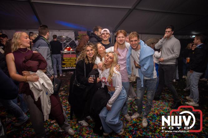  Karbiretfeest XXL Elburg opnieuw supergezellig. - &copy; NWVFoto.nl