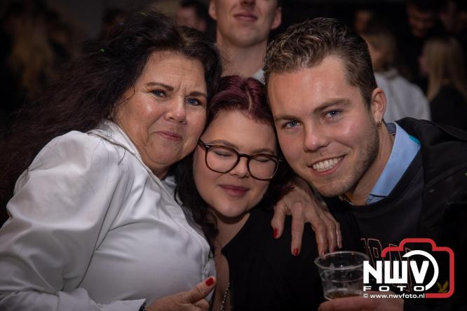  Karbiretfeest XXL Elburg opnieuw supergezellig. - &copy; NWVFoto.nl