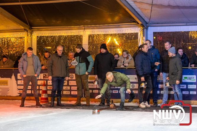 Winterfestijn Oldebroek sluit knallend af met spectaculaire Fluitketel Curlingwedstrijd met als winnaar De Knooierds. - &copy; NWVFoto.nl