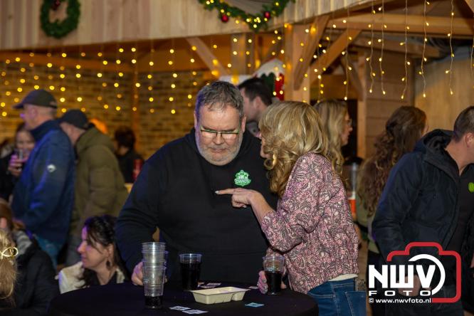 Winterfestijn Oldebroek sluit knallend af met spectaculaire Fluitketel Curlingwedstrijd met als winnaar De Knooierds. - &copy; NWVFoto.nl