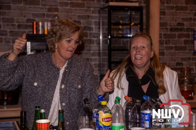 Winterfestijn Oldebroek sluit knallend af met spectaculaire Fluitketel Curlingwedstrijd met als winnaar De Knooierds. - &copy; NWVFoto.nl