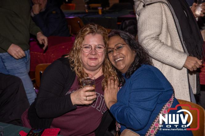 Winterfestijn Oldebroek sluit knallend af met spectaculaire Fluitketel Curlingwedstrijd met als winnaar De Knooierds. - &copy; NWVFoto.nl