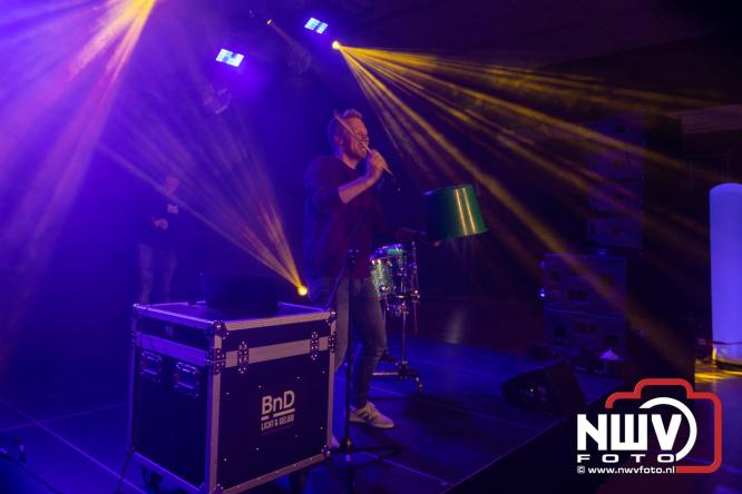 Eerste Jongerenfestival in MFC ’t Huiken Elburg direct een hit onder jongeren. - &copy; NWVFoto.nl