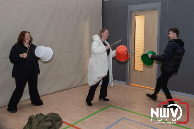 Eerste Jongerenfestival in MFC ’t Huiken Elburg direct een hit onder jongeren. - &copy; NWVFoto.nl