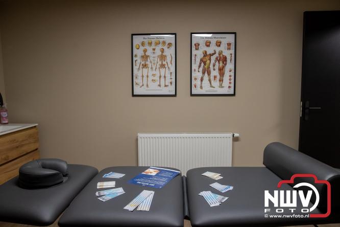 Na een grote verbouwing en uitbreiding was vrijdagmiddag de feestelijke heropening van Contour Fysiotherapie praktijk in Oldebroek. - &copy; NWVFoto.nl
