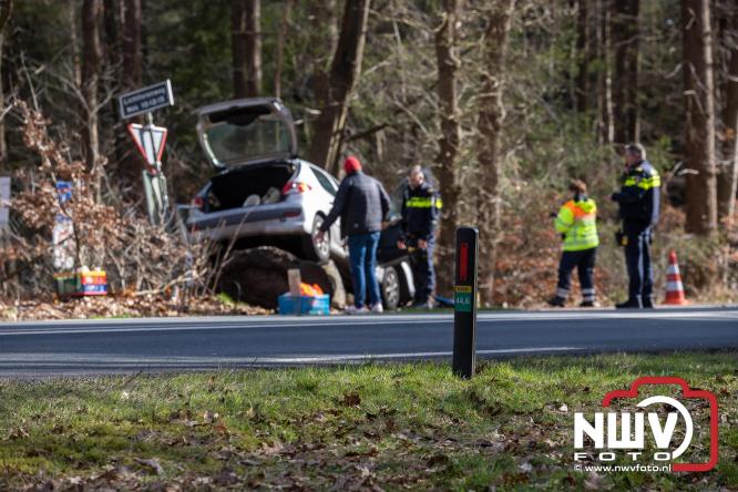 Bestuurder aangehouden na eenzijdig ongeval op Elburgerweg N309 hmp 44.6 Epe. - &copy; NWVFoto.nl