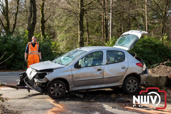 Bestuurder aangehouden na eenzijdig ongeval op Elburgerweg N309 hmp 44.6 Epe. - &copy; NWVFoto.nl