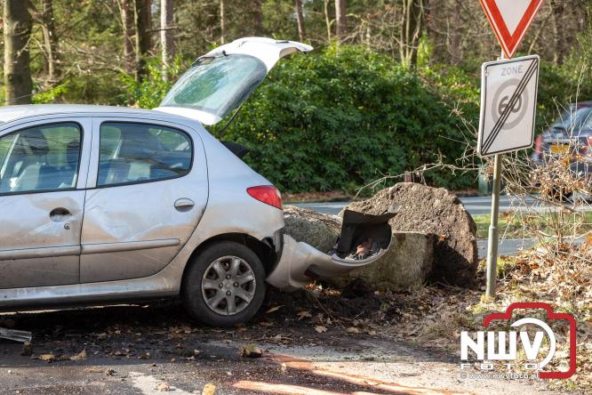 Bestuurder aangehouden na eenzijdig ongeval op Elburgerweg N309 hmp 44.6 Epe. - &copy; NWVFoto.nl