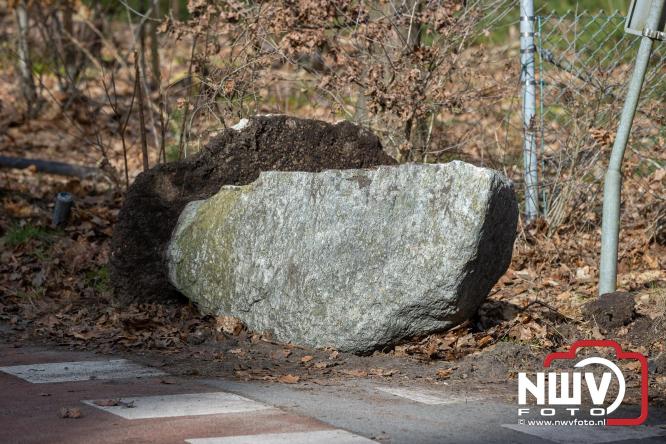 Bestuurder aangehouden na eenzijdig ongeval op Elburgerweg N309 hmp 44.6 Epe. - &copy; NWVFoto.nl