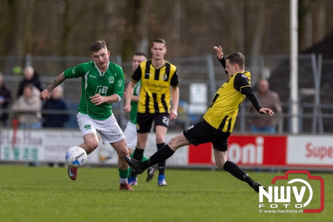 Owios behoud de eerste plaats in de 3 klasse N door de 3-0 overwinning thuis tegen vv Heerde. - &copy; NWVFoto.nl