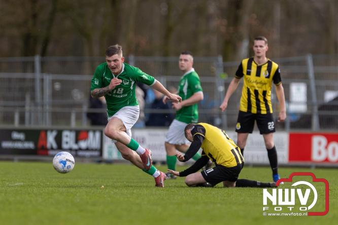Owios behoud de eerste plaats in de 3 klasse N door de 3-0 overwinning thuis tegen vv Heerde. - &copy; NWVFoto.nl