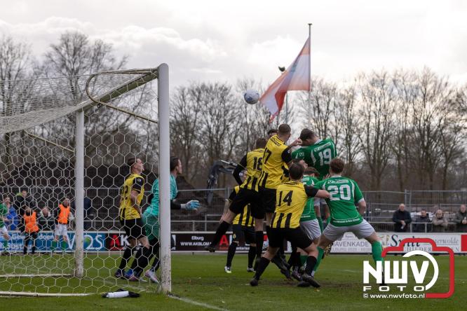 Owios behoud de eerste plaats in de 3 klasse N door de 3-0 overwinning thuis tegen vv Heerde. - &copy; NWVFoto.nl