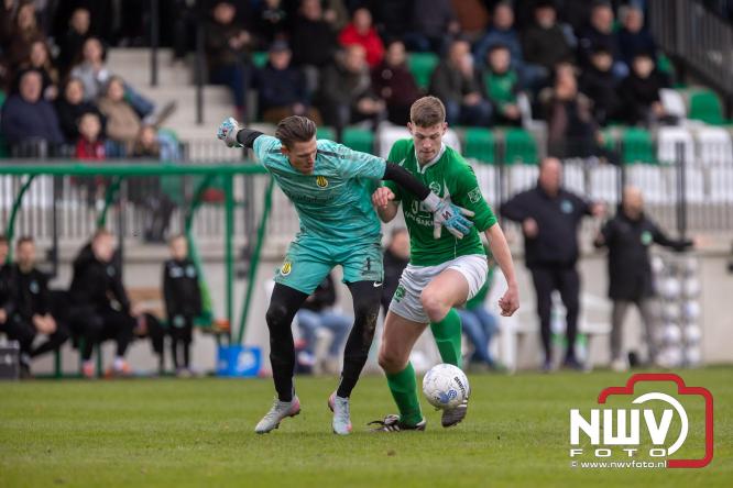 Owios behoud de eerste plaats in de 3 klasse N door de 3-0 overwinning thuis tegen vv Heerde. - &copy; NWVFoto.nl