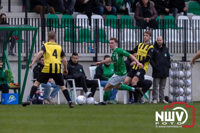 Owios behoud de eerste plaats in de 3 klasse N door de 3-0 overwinning thuis tegen vv Heerde. - &copy; NWVFoto.nl