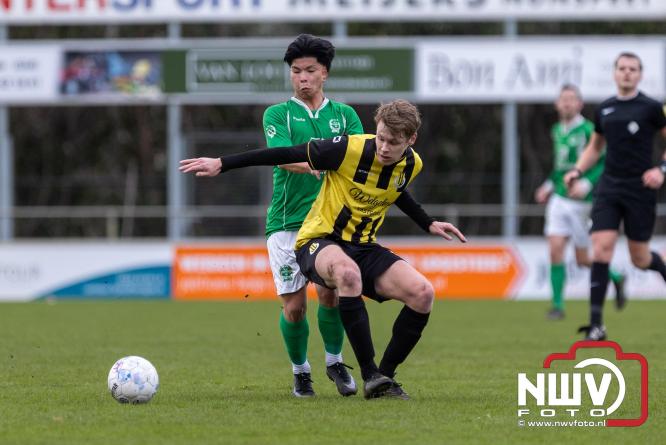 Owios behoud de eerste plaats in de 3 klasse N door de 3-0 overwinning thuis tegen vv Heerde. - &copy; NWVFoto.nl