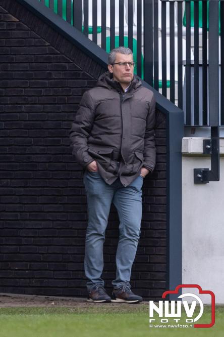 Owios behoud de eerste plaats in de 3 klasse N door de 3-0 overwinning thuis tegen vv Heerde. - &copy; NWVFoto.nl