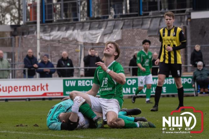 Owios behoud de eerste plaats in de 3 klasse N door de 3-0 overwinning thuis tegen vv Heerde. - &copy; NWVFoto.nl