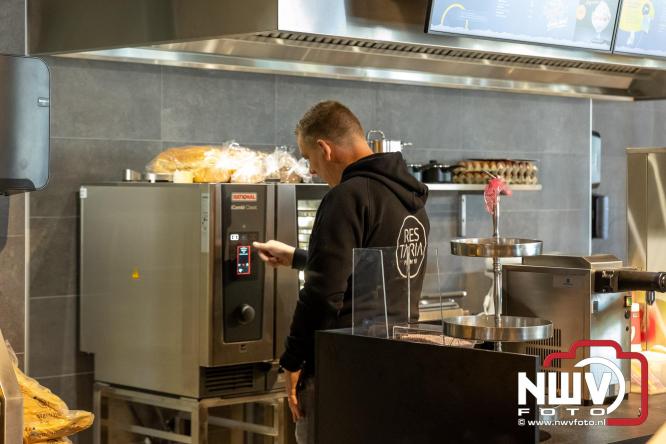 Grand Opening: Restaria Plein 10 op ’t Harde. - &copy; NWVFoto.nl