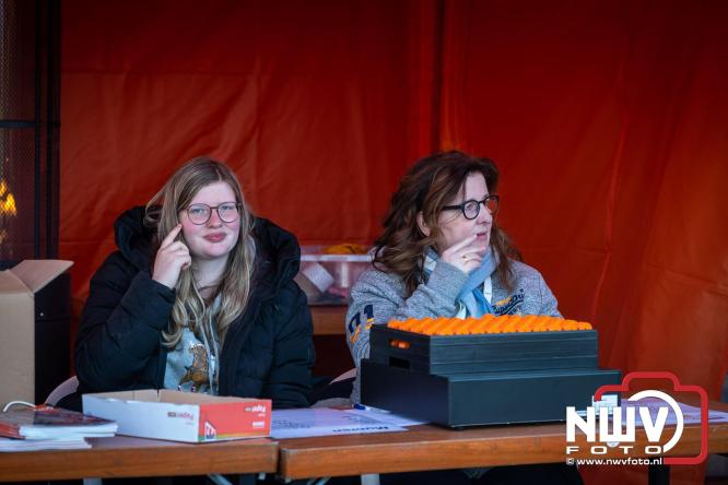 Paasvuur in Oosterwolde GLD trekt veel bezoekers uit de regio  - &copy; NWVFoto.nl