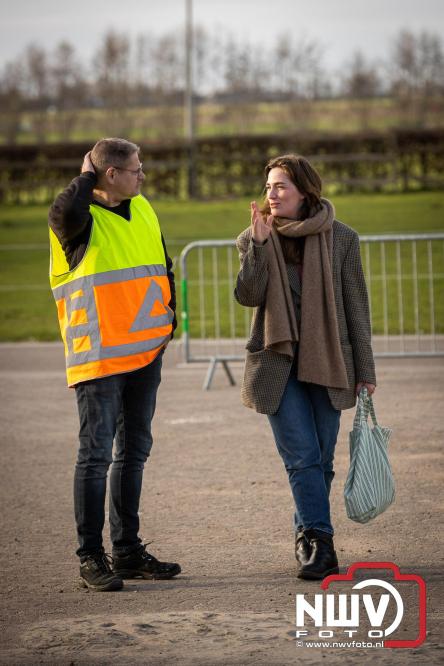 Paasvuur in Oosterwolde GLD trekt veel bezoekers uit de regio  - &copy; NWVFoto.nl