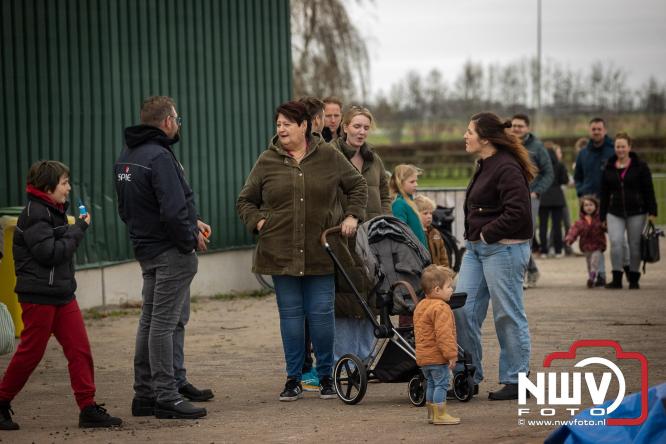 Paasvuur in Oosterwolde GLD trekt veel bezoekers uit de regio  - &copy; NWVFoto.nl