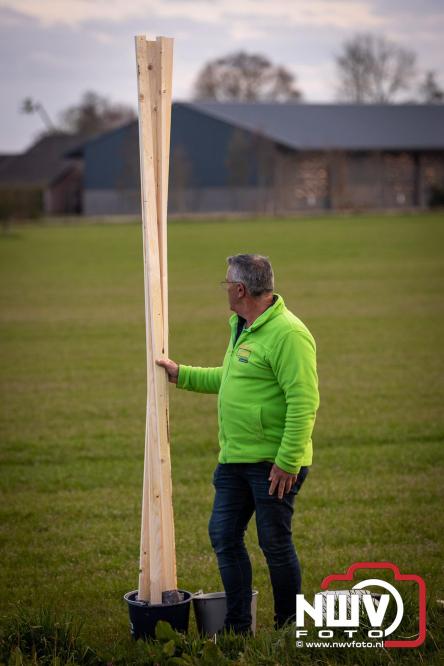 Paasvuur in Oosterwolde GLD trekt veel bezoekers uit de regio  - &copy; NWVFoto.nl