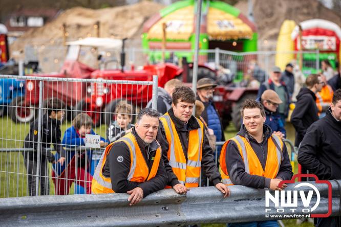 NTTO Tractorpulling, samen met de STVO oldtimerdag en markt bij loonbedrijf van de Put zorgen voor veelzijdige zaterdag vol spektakel. - &copy; NWVFoto.nl