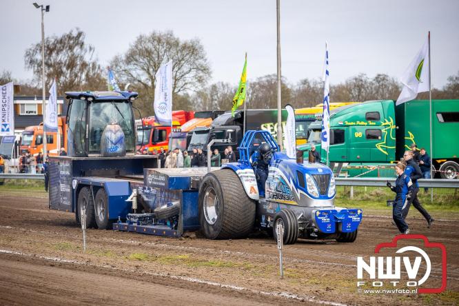 NTTO Tractorpulling, samen met de STVO oldtimerdag en markt bij loonbedrijf van de Put zorgen voor veelzijdige zaterdag vol spektakel. - &copy; NWVFoto.nl