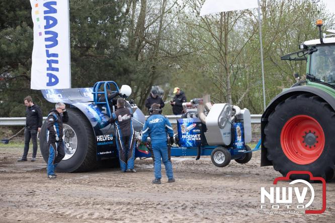 NTTO Tractorpulling, samen met de STVO oldtimerdag en markt bij loonbedrijf van de Put zorgen voor veelzijdige zaterdag vol spektakel. - &copy; NWVFoto.nl