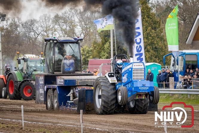NTTO Tractorpulling, samen met de STVO oldtimerdag en markt bij loonbedrijf van de Put zorgen voor veelzijdige zaterdag vol spektakel. - &copy; NWVFoto.nl