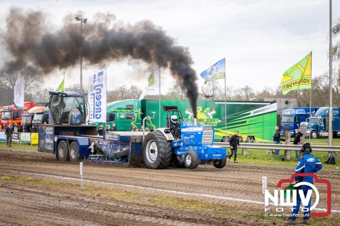 NTTO Tractorpulling, samen met de STVO oldtimerdag en markt bij loonbedrijf van de Put zorgen voor veelzijdige zaterdag vol spektakel. - &copy; NWVFoto.nl