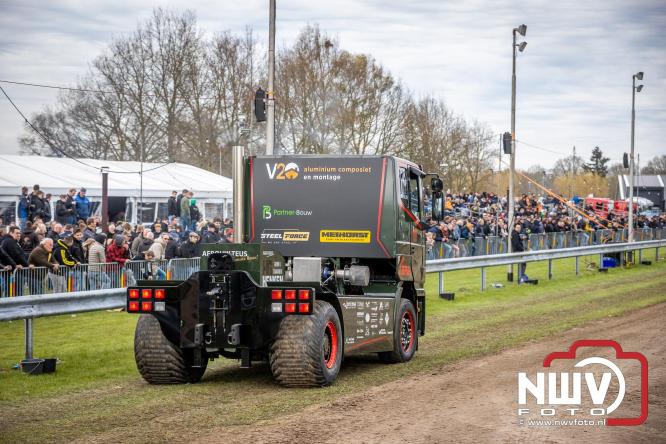 NTTO Tractorpulling, samen met de STVO oldtimerdag en markt bij loonbedrijf van de Put zorgen voor veelzijdige zaterdag vol spektakel. - &copy; NWVFoto.nl