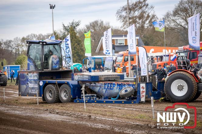 NTTO Tractorpulling, samen met de STVO oldtimerdag en markt bij loonbedrijf van de Put zorgen voor veelzijdige zaterdag vol spektakel. - &copy; NWVFoto.nl