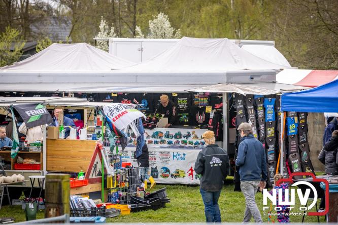 NTTO Tractorpulling, samen met de STVO oldtimerdag en markt bij loonbedrijf van de Put zorgen voor veelzijdige zaterdag vol spektakel. - &copy; NWVFoto.nl